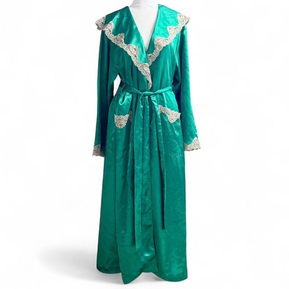 Victoria's Secret Other - Vintage Victoria’s Secret Green Lace-Trimmed Women's Robe